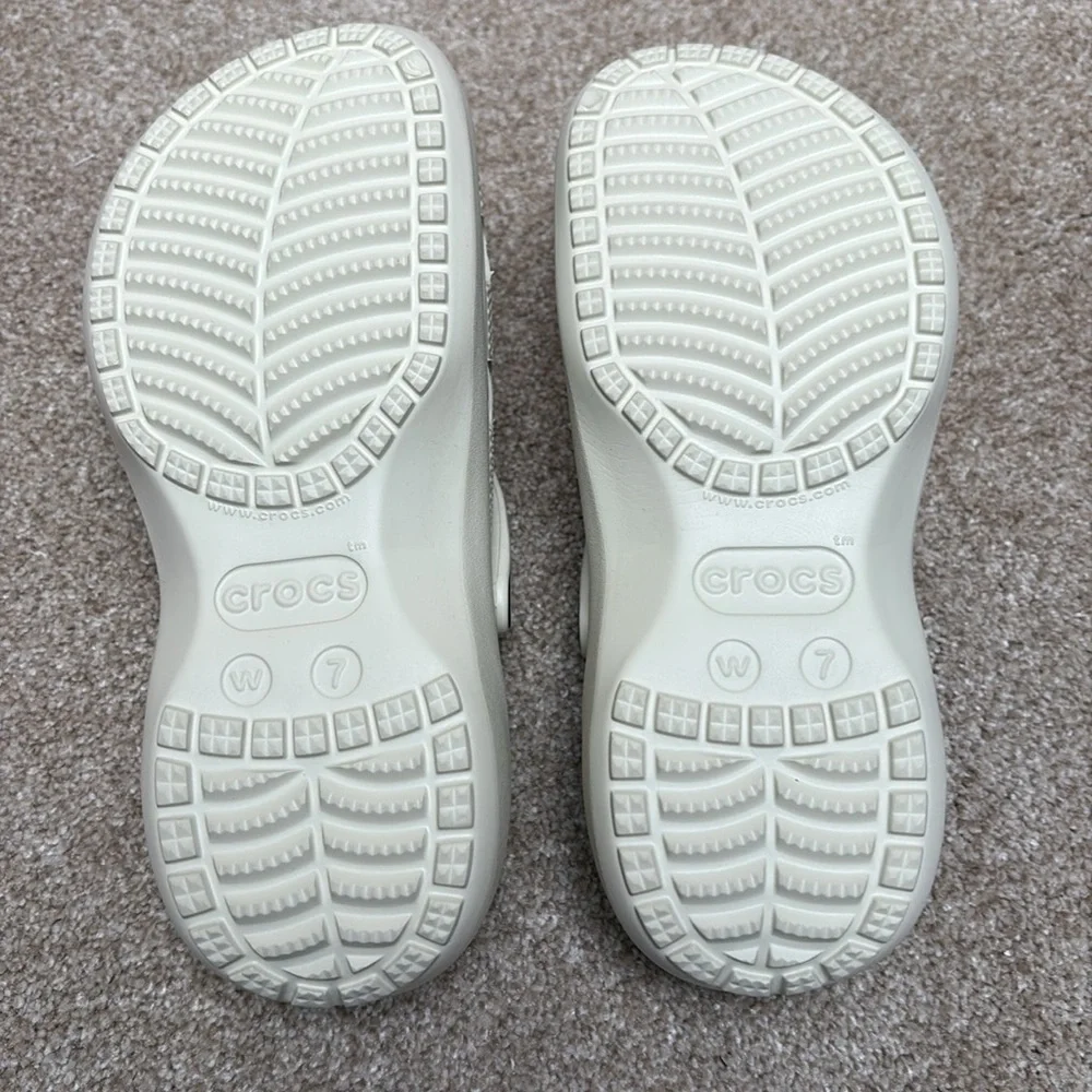 Crocs Classic Platform in Bone - Picture 3 of 5